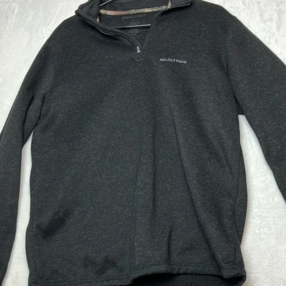 Realtree Dark grey 1/4 Zip Pullover Sweater. Sz XL